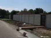 Teren intravilan, 1310 mp, stradal,construcție demolabila, 
