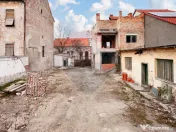 Casă cu teren de 500 mp, situată pe strada Transilvaniei 