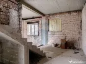 Casă cu teren de 500 mp, situată pe strada Transilvaniei 