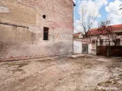 Casă cu teren de 500 mp, situată pe strada Transilvaniei 