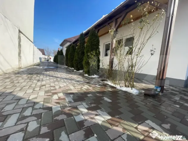 Casa pe plan parter, 4 camere, teren 400 mp, Popoveni - Craiova (Dolj)