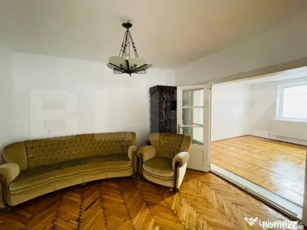 Casa pe plan parter, 4 camere, teren 400 mp, Popoveni - Craiova (Dolj)