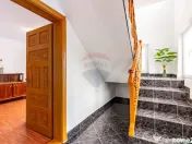 Casă / Vilă de vânzare Picior de Munte, Dambovita 