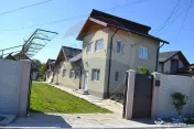 Casă / Vilă de vânzare Picior de Munte, Dambovita 