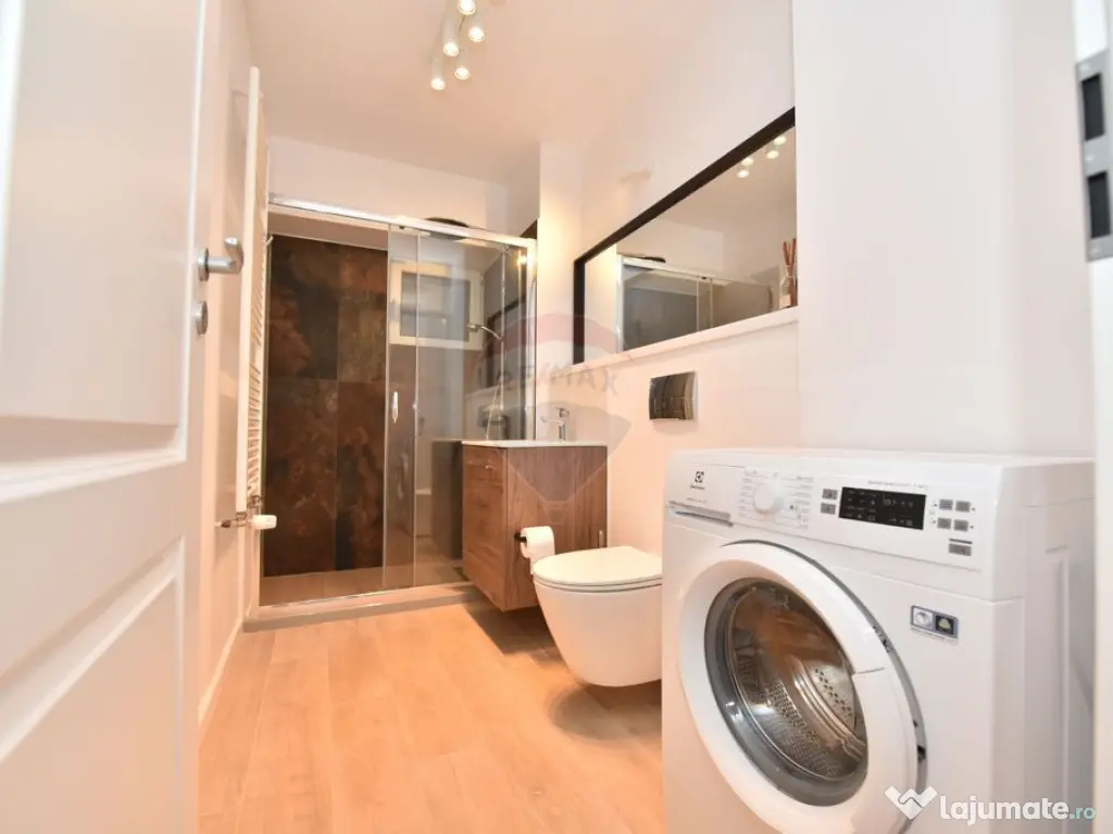 Inchiriere Apartament premium 3 camere 114mp, parcare Pia...