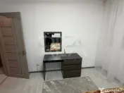 2 cam decomandat - Piata Progresului - Ghimpati 