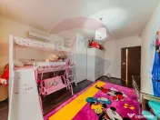 Casă de lux , finisaje premium, piscină, curte amenajat... 