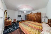 Casă de lux , finisaje premium, piscină, curte amenajat... 