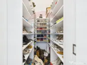 Casa familiala 5 camere, 4 bai, complex nou, Otopeni 