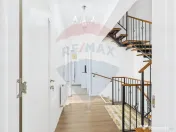 Casa familiala 5 camere, 4 bai, complex nou, Otopeni 