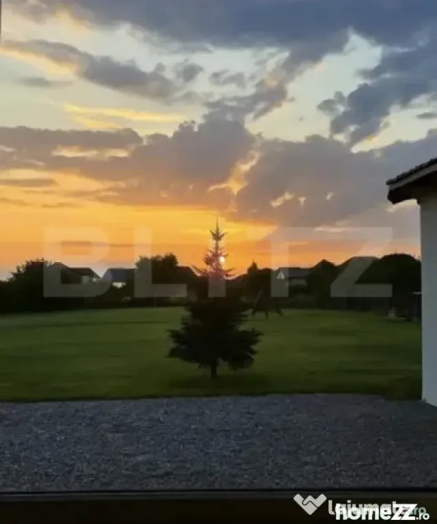 Casă de vânzare, Burdujeni, 5.5ari teren. - Suceava (Suceava)