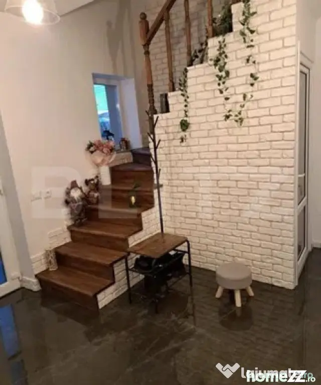 Casă de vânzare, Burdujeni, 5.5ari teren. - Suceava (Suceava)