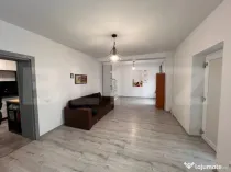 Spatiu comercial, 98 mp si 1100 mp teren, Pielesti