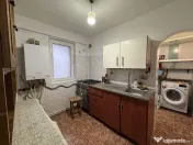 2 cam,decom,parter cu balcon,53 mp,Primaverii,pretabil sp.comercial 