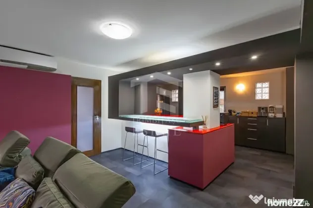 Apartament doua niveluri | 139 mp si terasa | 4 camere | ...