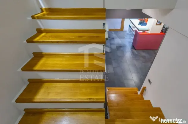 Apartament doua niveluri | 139 mp si terasa | 4 camere | ...
