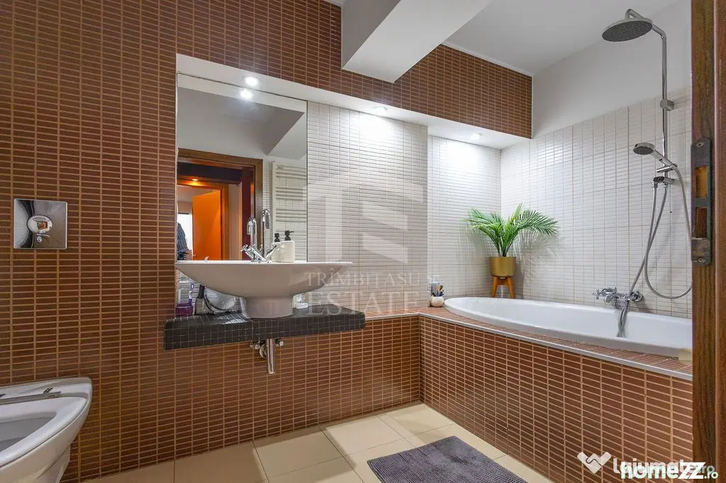 Apartament doua niveluri | 139 mp si terasa | 4 camere | ...