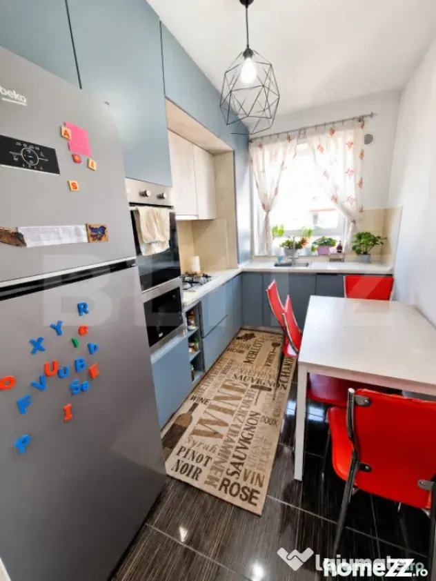 Apartament cu 3 camere, 2 băi, deosebit în Avantgarden Bar - Brasov (Brasov)