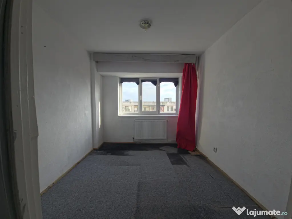 Ultracentral Tomis Mall 3 camere decomandat etaj 3/7