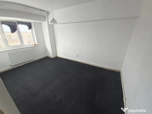 Ultracentral Tomis Mall 3 camere decomandat etaj 3/7