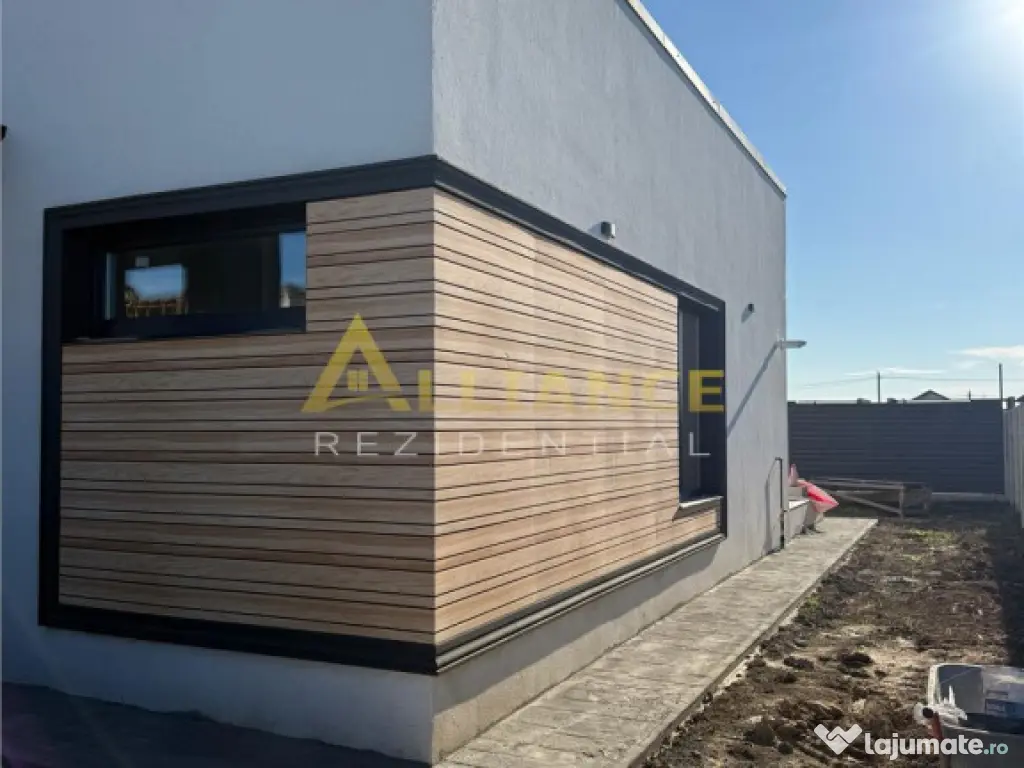 4 camere 2 bai 371 mp teren