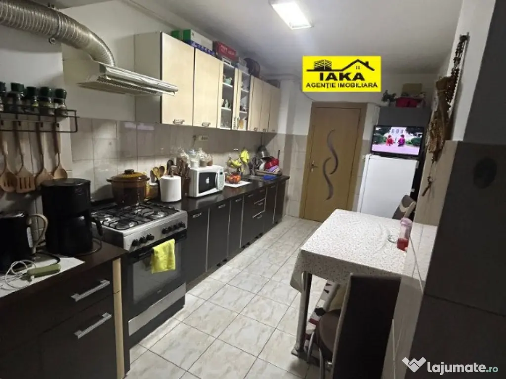 Traian, central, 3 camere, garaj sub bloc