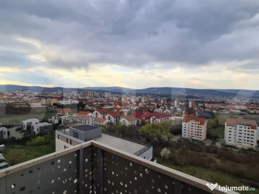 Apartament 3 camere, modern, parcare, zona Calea Turzii