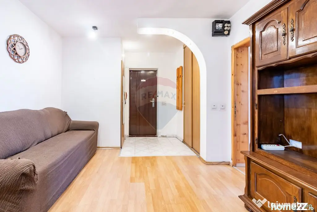 Apartament 2 camere decomandat de vânzare – Calea Moș...