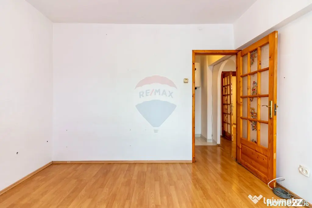 Apartament 2 camere decomandat de vânzare – Calea Moș...