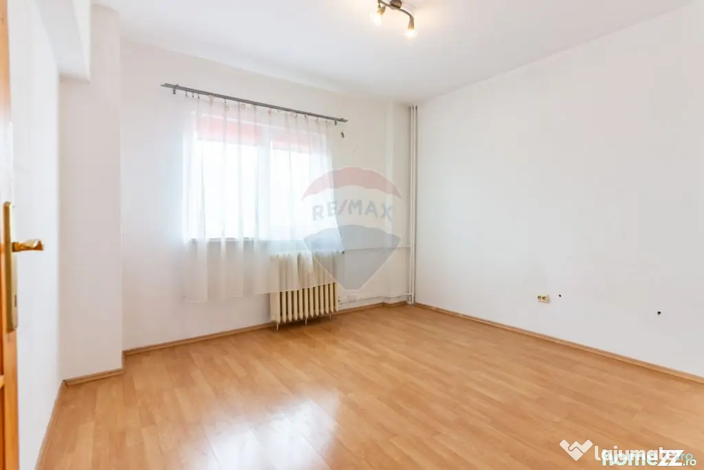 Apartament 2 camere decomandat de vânzare – Calea Moș...