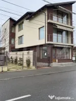 Casa de vanzare, 295 mp, zona Central