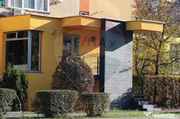 Spațiu comercial/birouri, acces separat, suprafață gen...