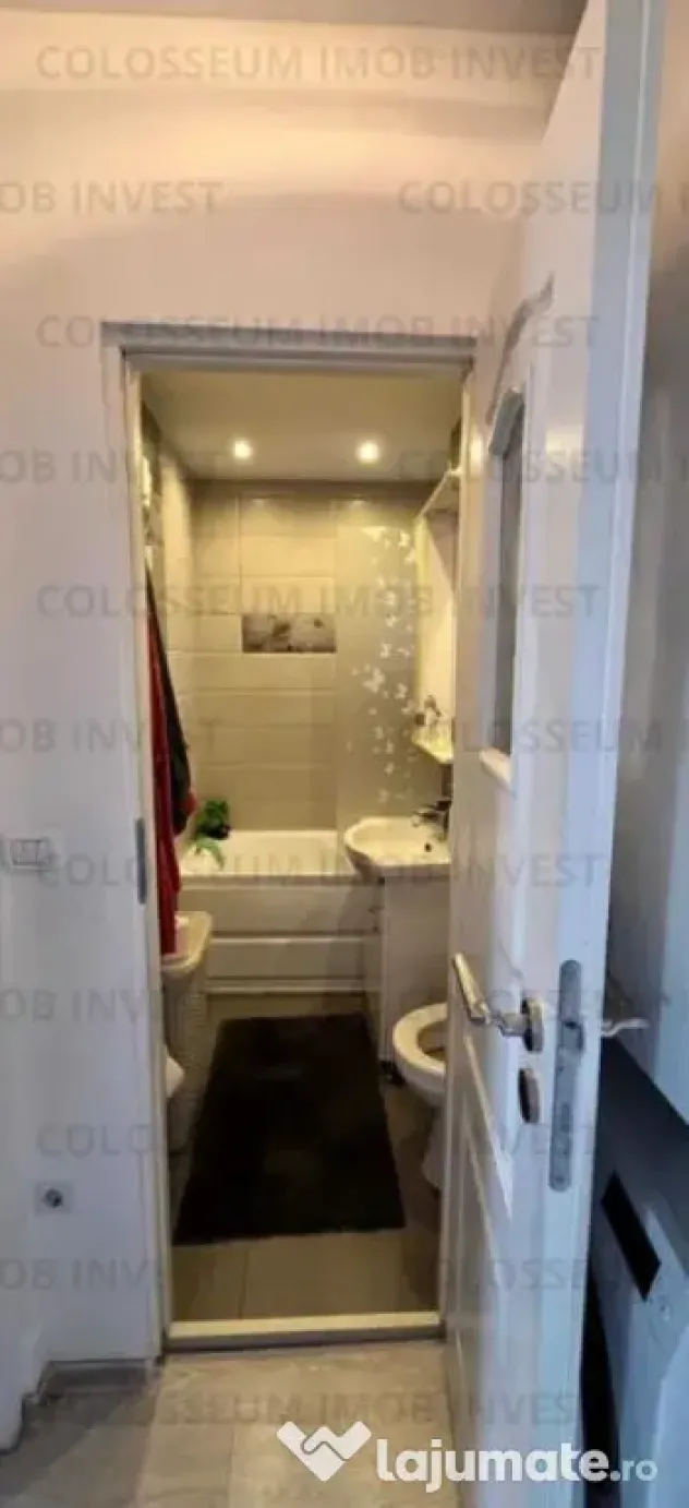 Apartament 3 camere, semidecomandat - zona Astra