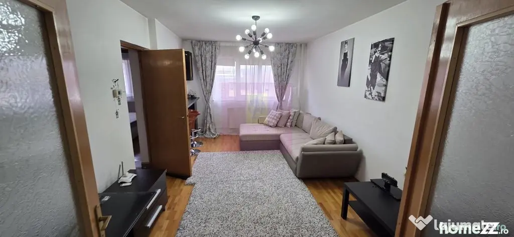 Apartamnet cu 2 cmere de vanzare in Campina