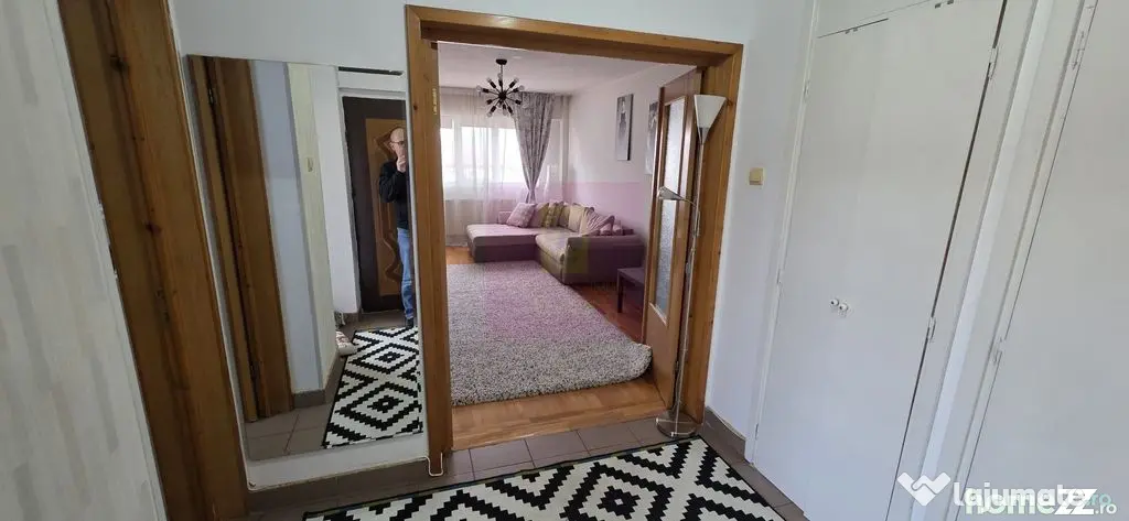 Apartamnet cu 2 cmere de vanzare in Campina