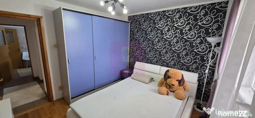 Apartamnet cu 2 cmere de vanzare in Campina