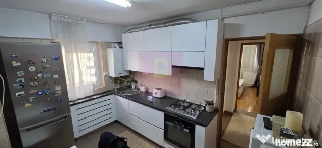 Apartamnet cu 2 cmere de vanzare in Campina