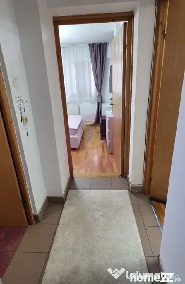 Apartamnet cu 2 cmere de vanzare in Campina