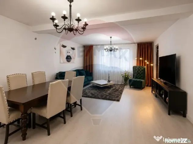 Vilă cu 4 camere, mobilată și utilată, de vânzare î...