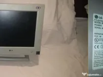 Monitor LCD LG Flatron 575LM la 12V