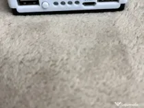 Incarcator solar device-uri multiple