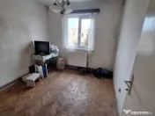 Apartament 2 camere Florilor ,fara imbunatatiri 64000 Euro 