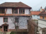 Reședință cu farmec aparte în inima Cisnădioarei 