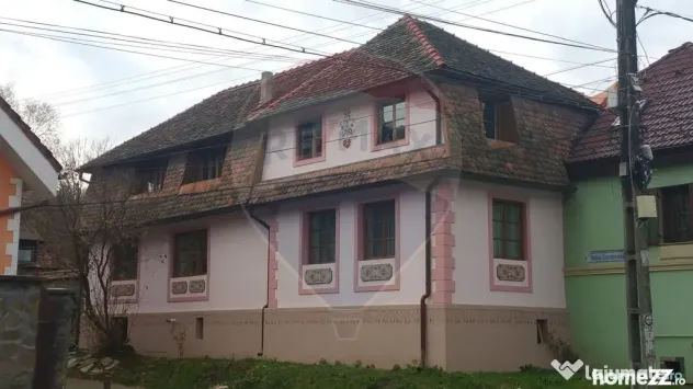 Reședință cu farmec aparte în inima Cisnădioarei