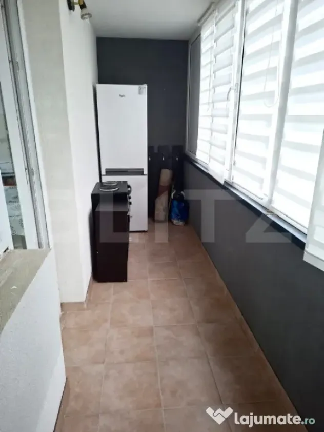 Apartament 2 camere, 42 mp, parcare, zona Porii