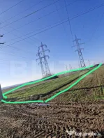 Teren extravilan 5.000 mp | Deschidere 15,79 m | Acces DN7 |
