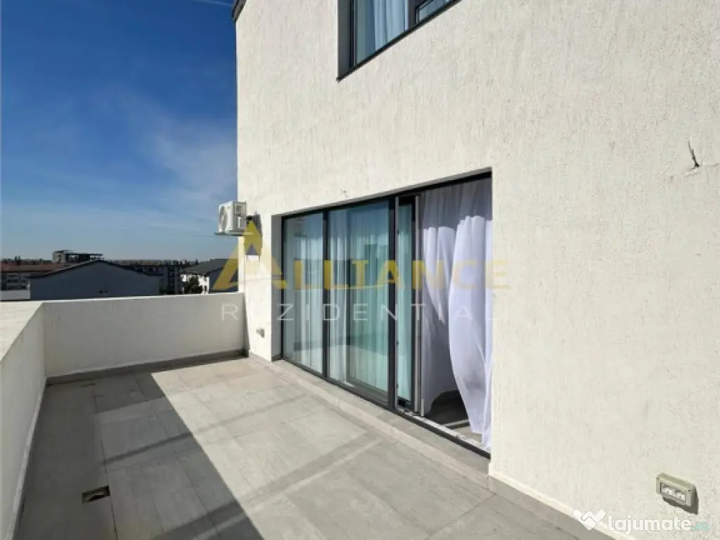 APARATORII PATRIEI | Penthouse 3 camere-119 mp