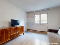 Apartament compact 2 camere, etaj 1, Săcele Electroprecizia