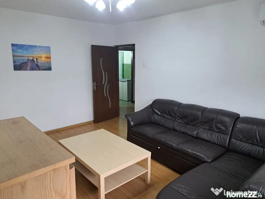 Apartament decomandat 2 camere la metrou Eroii Revolutiei - Bucuresti (Bucuresti-Ilfov)