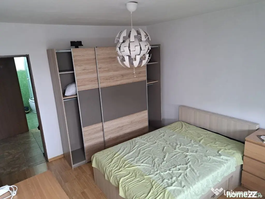 Apartament decomandat 2 camere la metrou Eroii Revolutiei - Bucuresti (Bucuresti-Ilfov)